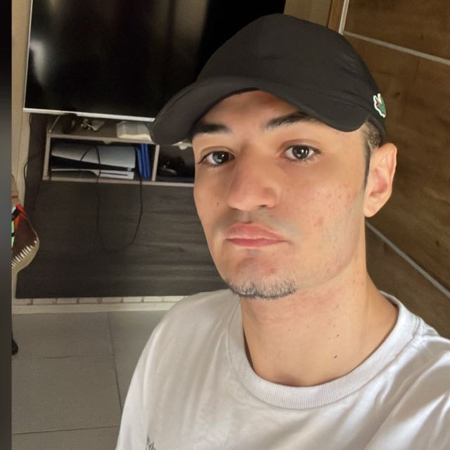 LUIS GUSTAVO SANTOS Cover