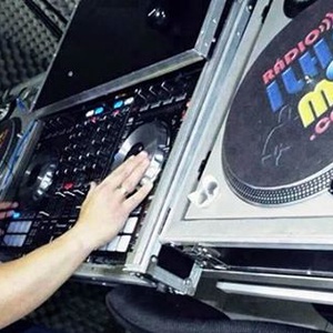 piterson gomes Cover