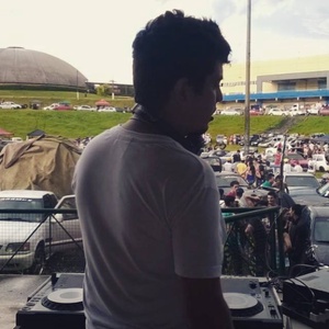 deejay Alex Mueller3