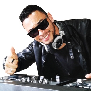 Dj Anemilton Menezes